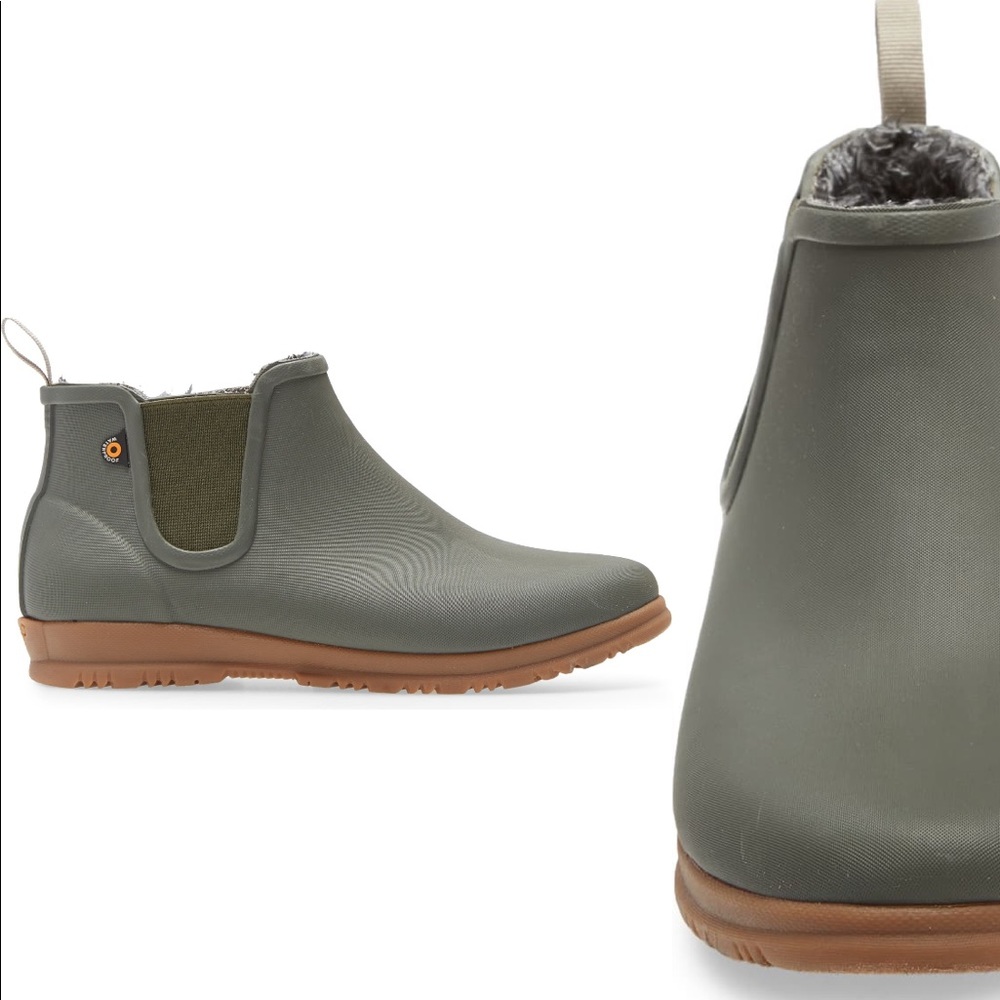Bogs booties-like new condition